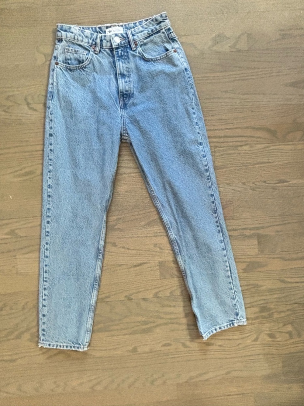 Zara Mother Style Jeans light blue wash women’s size 4 high rise straight